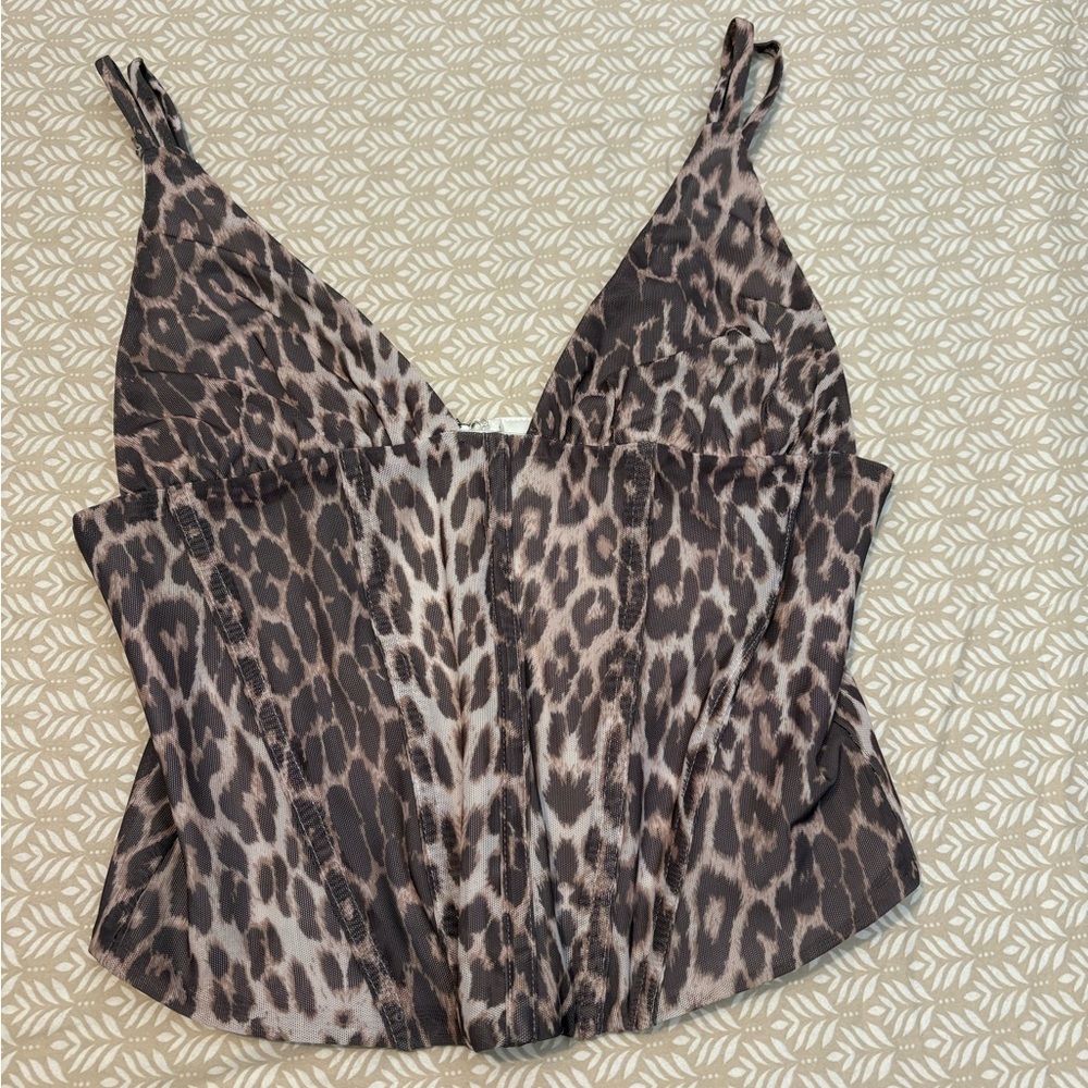 Chic Leopard Print Camisole